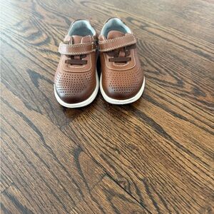 Johnston & Murphy Brown Kids Dress Shoes - Toddler size 7